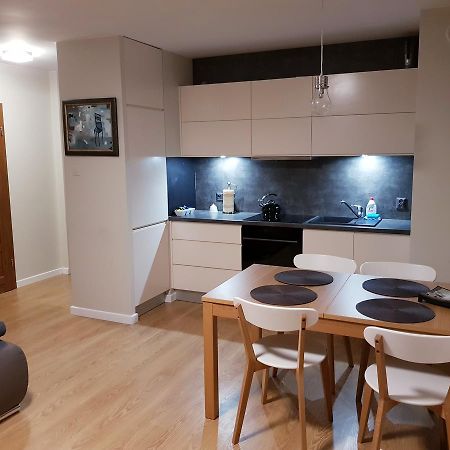 Apartament Jelen'Iowska Apartment Kielce Ngoại thất bức ảnh