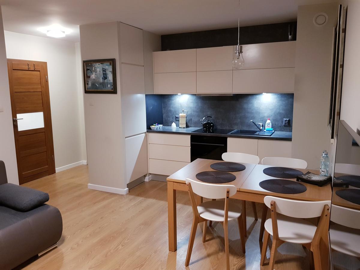 Apartament Jelen'Iowska Apartment Kielce Ngoại thất bức ảnh