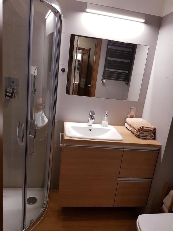 Apartament Jelen'Iowska Apartment Kielce Ngoại thất bức ảnh